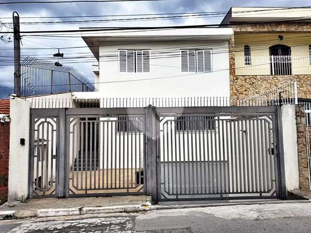 Casa com 4 quartos à venda em Parque Peruche - SP