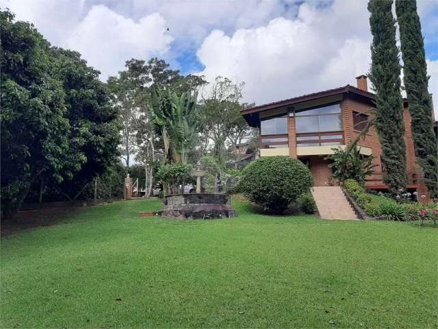 Casa com 4 quartos à venda em Centro - SP