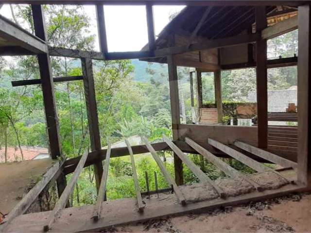 Casa com 4 quartos à venda em Caraguatá - SP