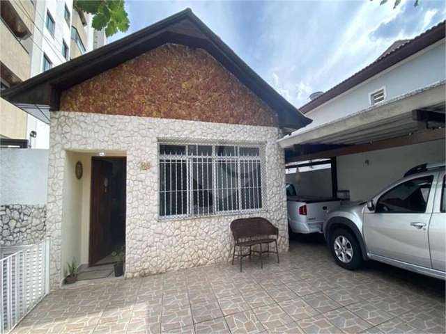 Casa térrea com 3 quartos à venda em Santa Teresinha - SP