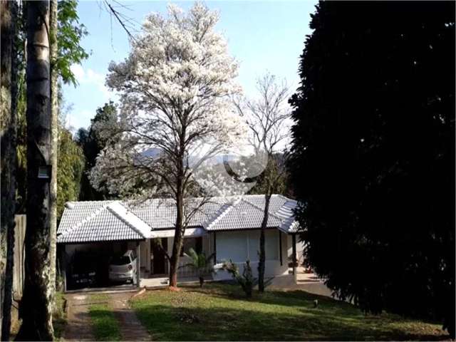 Condomínio com 3 quartos à venda em Roseira - SP