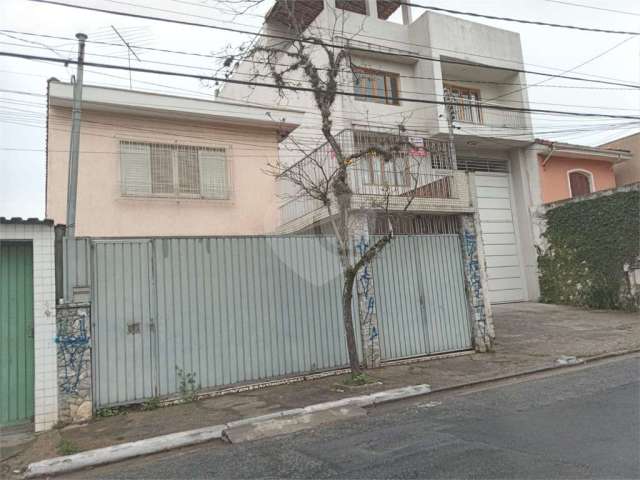 Casa com 4 quartos à venda em Vila Baruel - SP