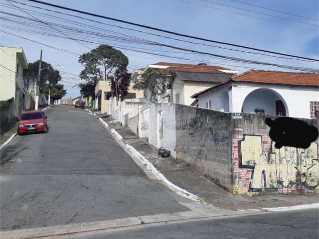 Terreno à venda em Água Fria - SP