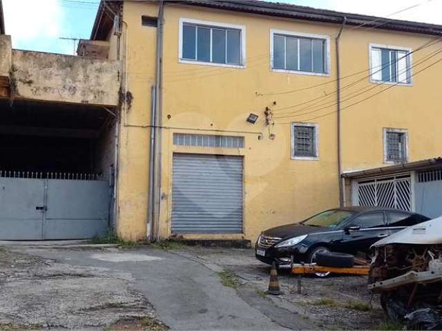 Casa térrea com 2 quartos à venda em Vila Nivi - SP