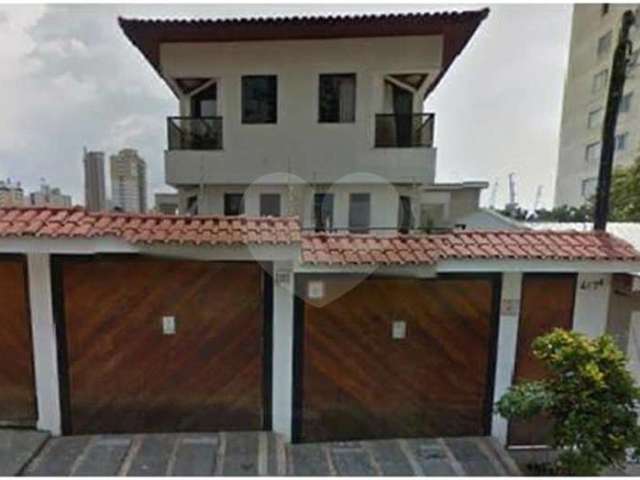 Casa com 6 quartos à venda em Santana - SP