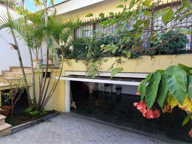 Casa com 3 quartos à venda em Horto Florestal - SP