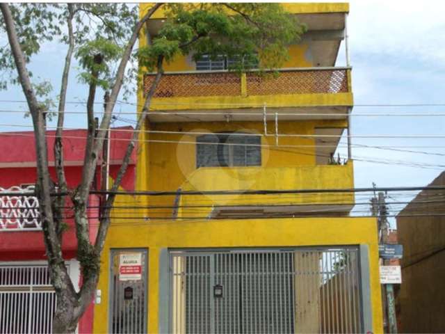 Casa com 4 quartos à venda em Jardim Modelo - SP