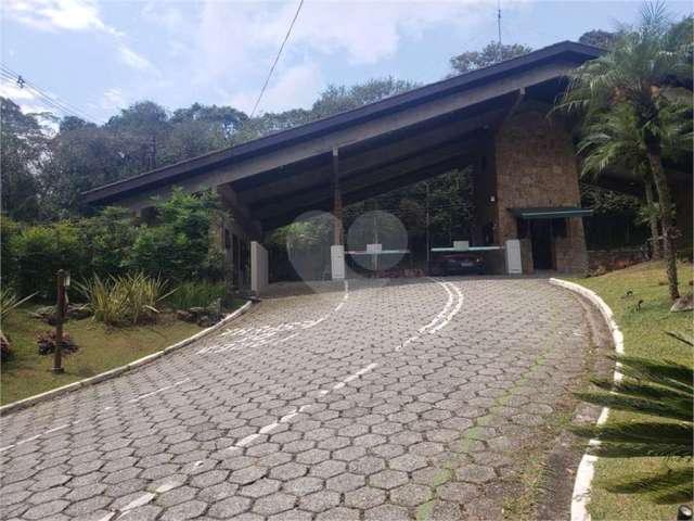 Terreno à venda em Serra Da Cantareira - SP