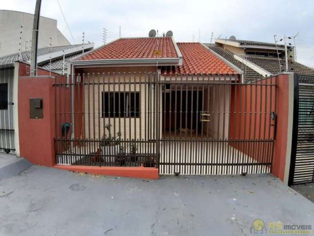 Casa com 3 quartos à venda na Rua Pioneiro Olinto Mariani, 1762, Jardim Monte Rei, Maringá por R$ 520.000