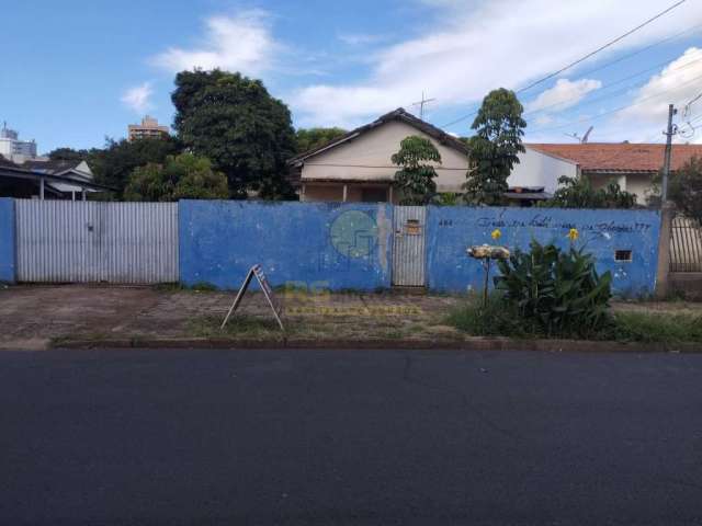 Terreno à venda na Rua Inhaúma, 404, Zona 03, Maringá por R$ 1.150.000