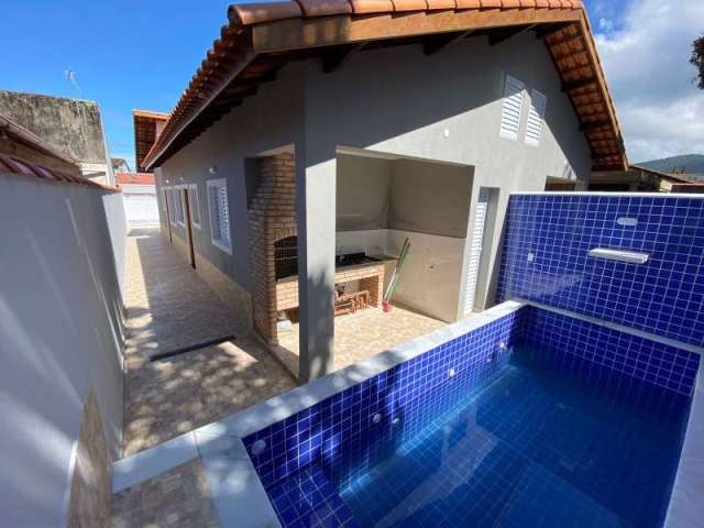 Casa nova dois dormitórios e piscina