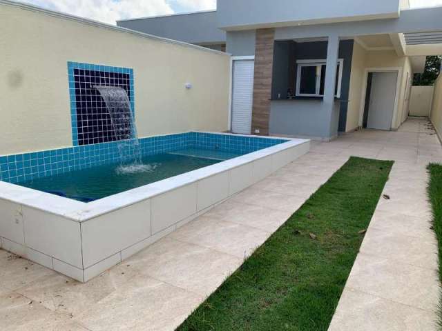 Linda Casa . Nova. com Piscina - Próximo a Praia