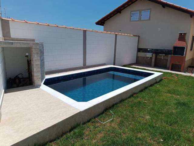 Casa completa com piscina disponível para venda em itanhaém sp