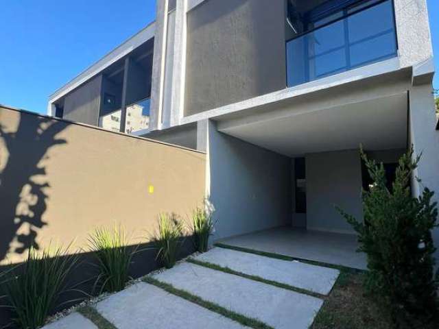 Casa com 3 quartos à venda no Anita Garibaldi, Joinville , 125 m2 por R$ 670.000