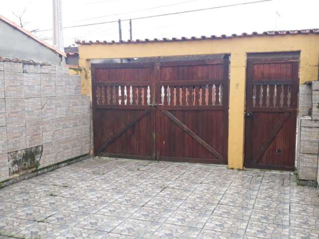 Casa com 2 dormitórios- aceita financiamento bancário