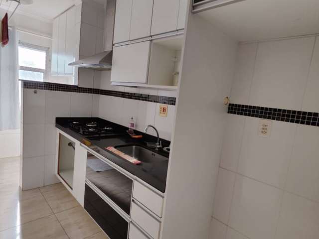 Lindo Apartamento no bairro Parque Bandeirantes, 2 dormitórios, pronto para morar