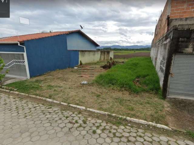 Terreno a Venda no Village das Flores em Caçapava