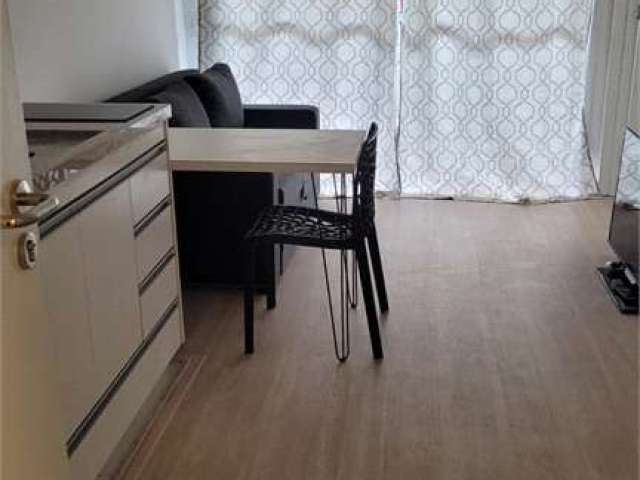 Apartamento mobiliado próximo ao metrô Vila Mariana