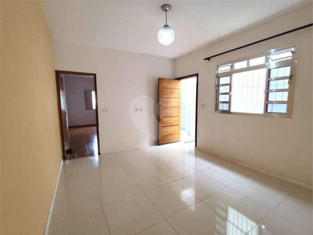 Casa com 2 dormitórios para alugar, 90 m² por R$ 1.900/mês - Parque São Lucas - São Paulo/SP