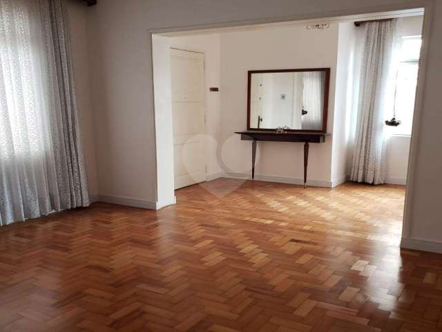 Casa comercial para locação na Vila Mariana, perfeitas para consultórios, escritórios, clínicas