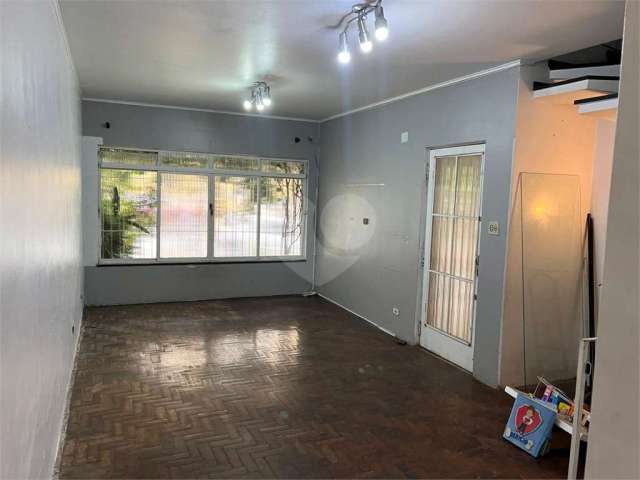 Casa 3 dormitórios sala em dois ambientes 2 vagas mais edícula