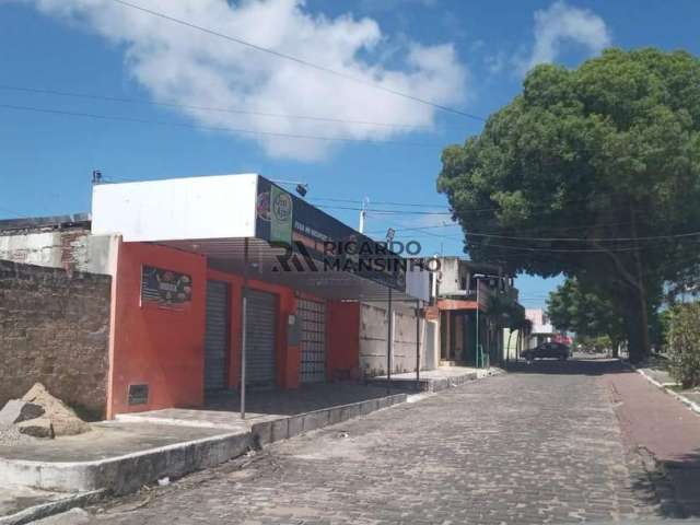 Ponto Comercial a Venda com 2 casas integradas - Av. Itapetinga Zona Norte.