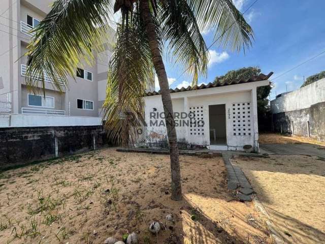 Casa à venda Ponta Negra, por trás do Restaurante Farofa Dagua  e Feirinha de Artesanato em  Natal,