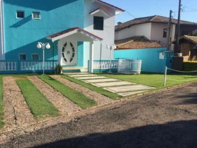 Compra casa cafezal 6 itupeva, 3  suites, piscina, campo de futebol, proximo ao centro de itupeva.