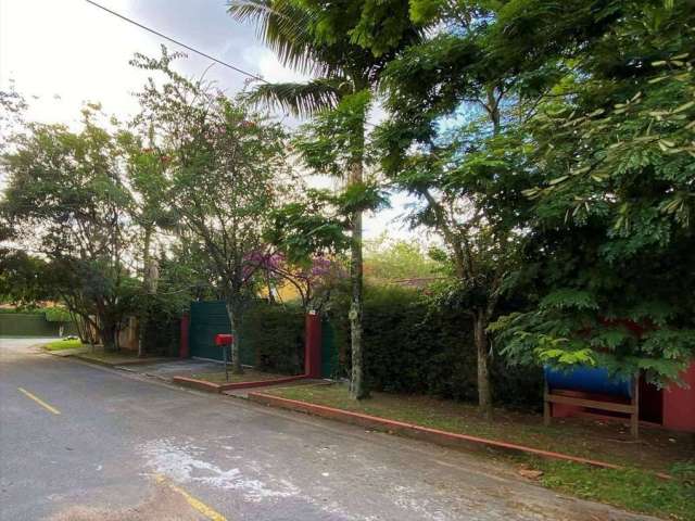 Casa para venda em Chácara Vale Do Rio Cotia de 285.00m² com 3 Quartos, 3 Suites e 4 Garagens