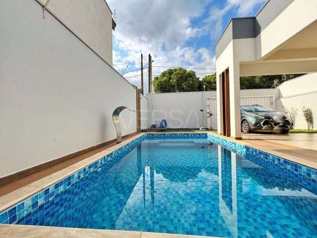 Casa para venda em Jardim Anhangüera de 145.00m² com 3 Quartos, 1 Suite e 4 Garagens