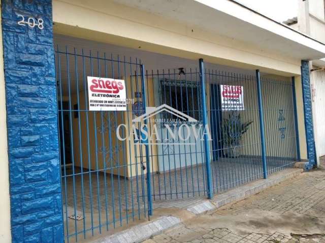 Casa para venda e aluguel em Centro de 247.00m² com 2 Quartos e 1 Garagem