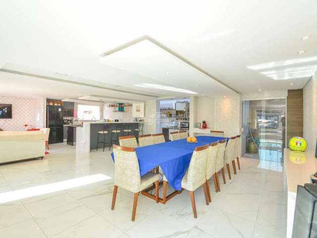Casa para venda em Santa Cândida de 206.00m² com 4 Quartos, 2 Suites e 4 Garagens