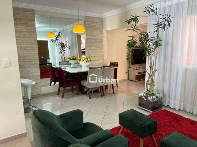 Casa de Condomínio para venda em Granja Viana de 141.00m² com 3 Quartos, 1 Suite e 2 Garagens