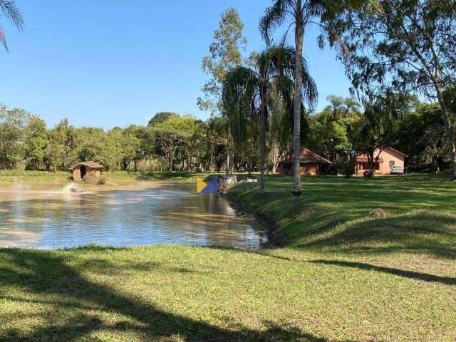 Chácara para venda em Chácara Ipês de 500.00m² com 3 Quartos, 1 Suite e 4 Garagens