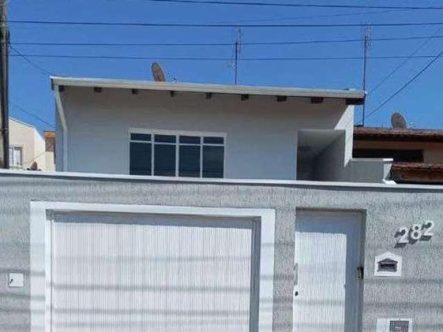 Casa para venda em Santo André de 150.00m² com 2 Quartos, 1 Suite e 2 Garagens