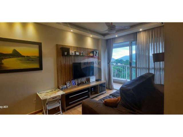 Apartamento para venda em Taquara de 77.00m² com 3 Quartos, 2 Suites e 1 Garagem