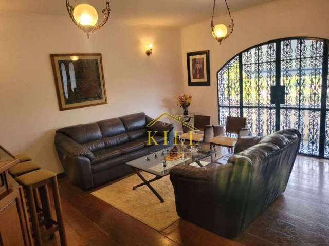 Casa para venda em Esplanada Mendes Moraes de 344.00m² com 5 Quartos, 2 Suites e 6 Garagens