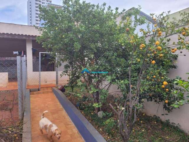 Casa para venda em CENTRO de 230.00m² com 4 Quartos, 1 Suite e 3 Garagens