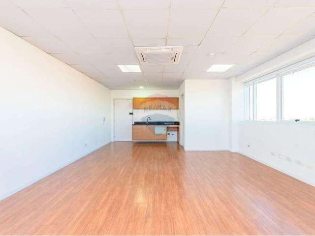 Sala Comercial para alugar em Capão Raso de 44.80m²