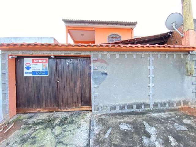 Casa para venda em Banco De Areia de 178.00m² com 3 Quartos, 1 Suite e 2 Garagens