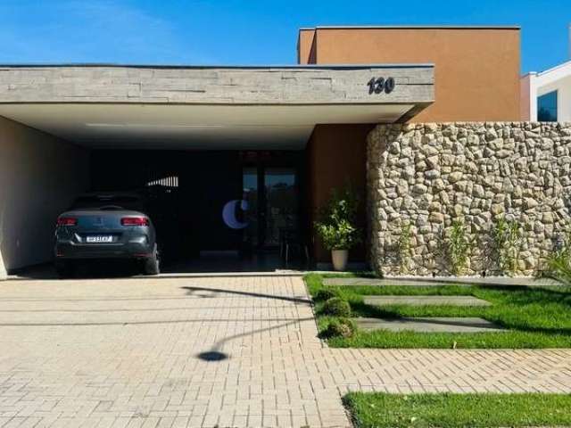 Casa de Condomínio para venda em Jardim Jockey Clube de 176.42m² com 2 Quartos, 2 Suites e 2 Garagens