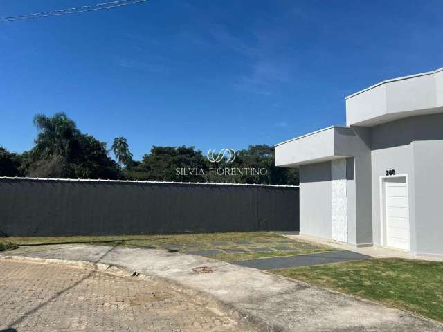 Casa para venda em Parque Senhor Do Bonfim de 176.00m² com 2 Quartos, 1 Suite e 2 Garagens