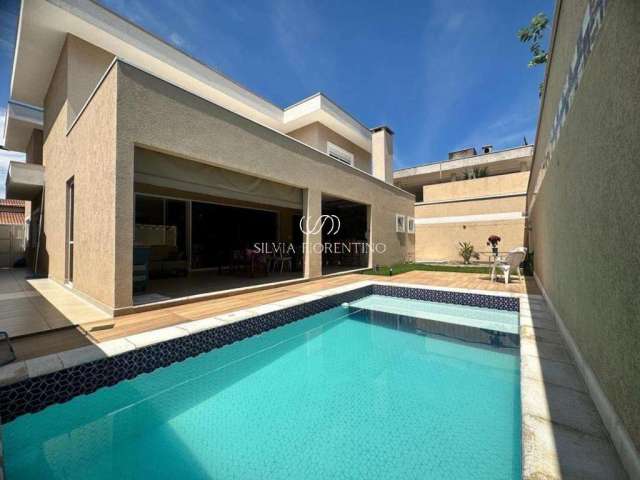 Casa para venda em Jardim Baronesa de 375.00m² com 3 Quartos, 3 Suites e 4 Garagens