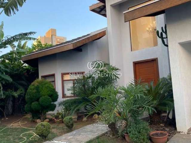 Casa para venda em Jardim Das Nações de 960.00m² com 4 Quartos, 2 Suites e 4 Garagens