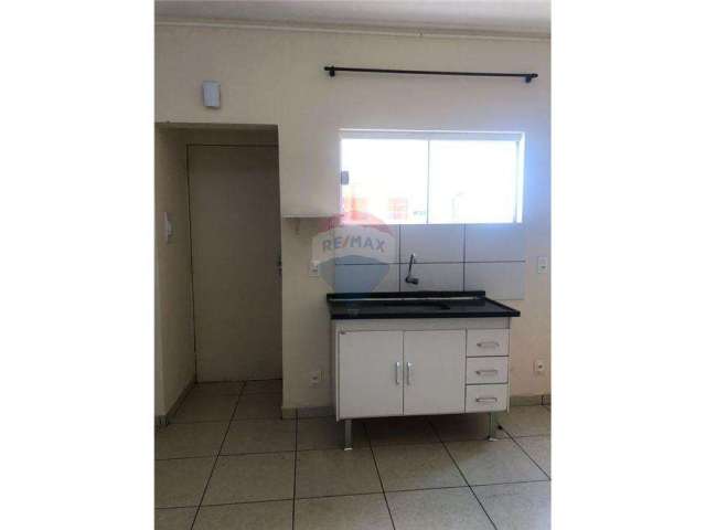 Apartamento para alugar em Parque Residencial São José de 40.00m² com 1 Quarto e 1 Garagem