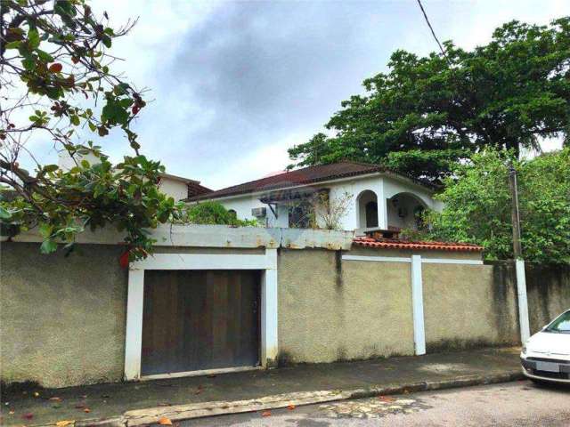 Casa para venda em Barra Da Tijuca de 323.00m² com 4 Quartos, 1 Suite e 2 Garagens