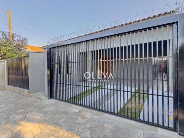 Casa para venda em Vila São Judas Tadeu de 212.00m² com 3 Quartos, 1 Suite e 2 Garagens