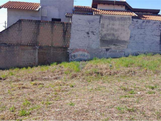 Terreno para venda em Parque Real de 300.00m²