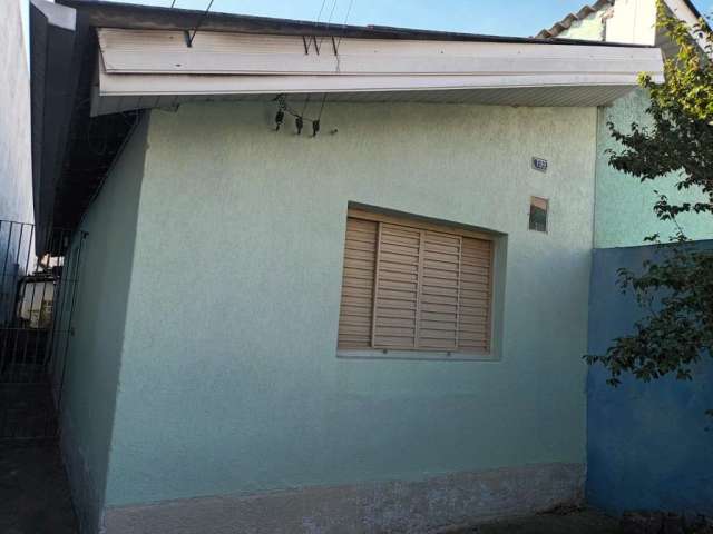 Casa para venda em Vila Zat de 77.00m² com 2 Quartos