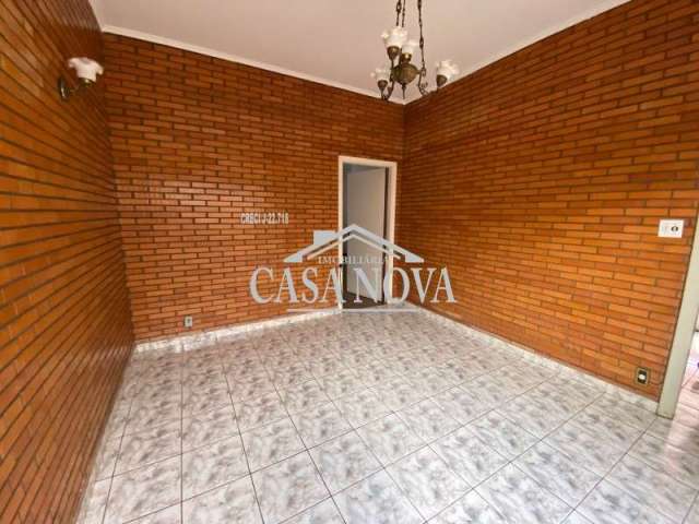 Casa para alugar em Centro de 182.00m² com 3 Quartos